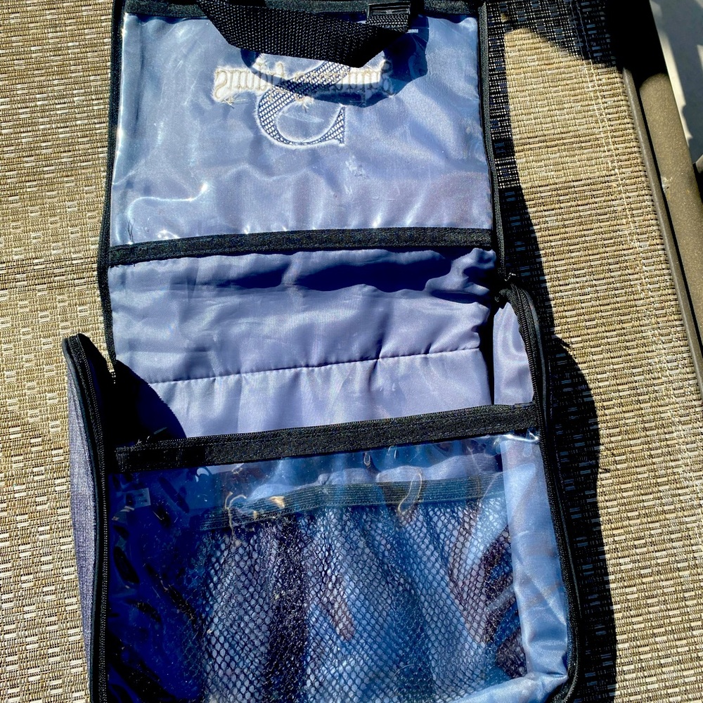 Thirty-One overnight bag